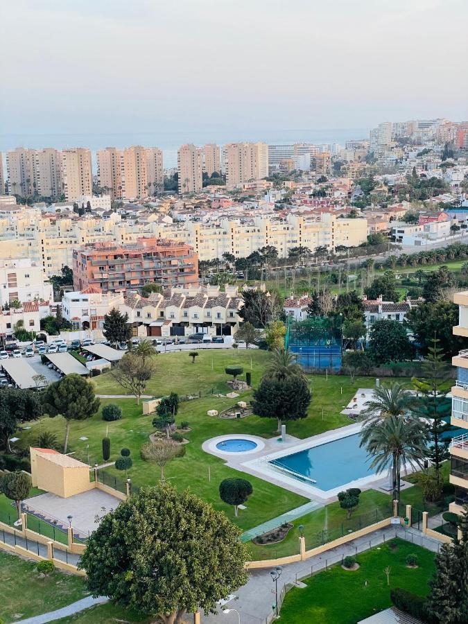 Apartamento La Torre 1337 Precioso, Moderno Y Con Piscina Torremolinos Exterior photo