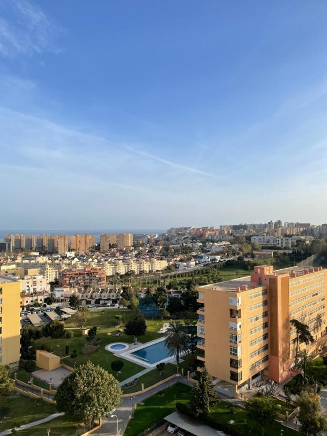 Apartamento La Torre 1337 Precioso, Moderno Y Con Piscina Torremolinos Exterior photo