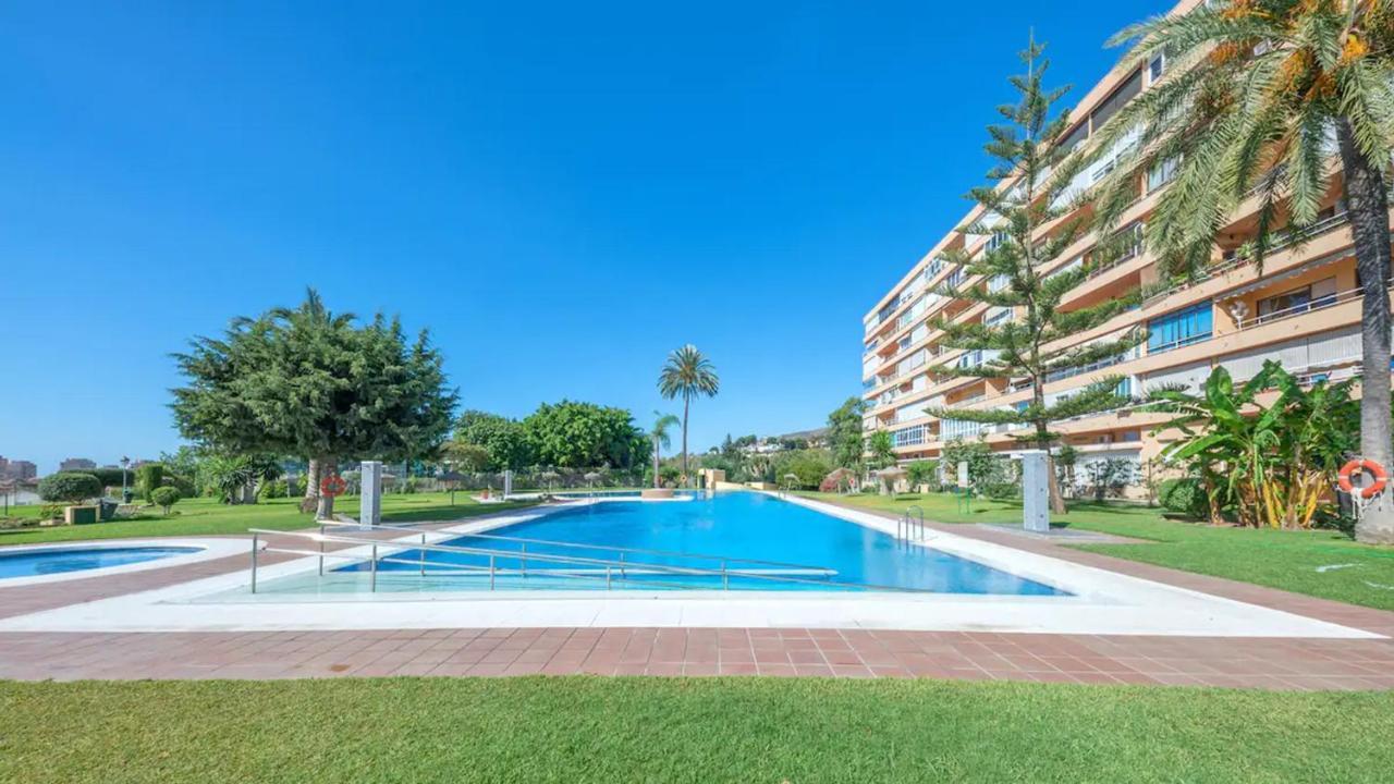 Apartamento La Torre 1337 Precioso, Moderno Y Con Piscina Torremolinos Exterior photo