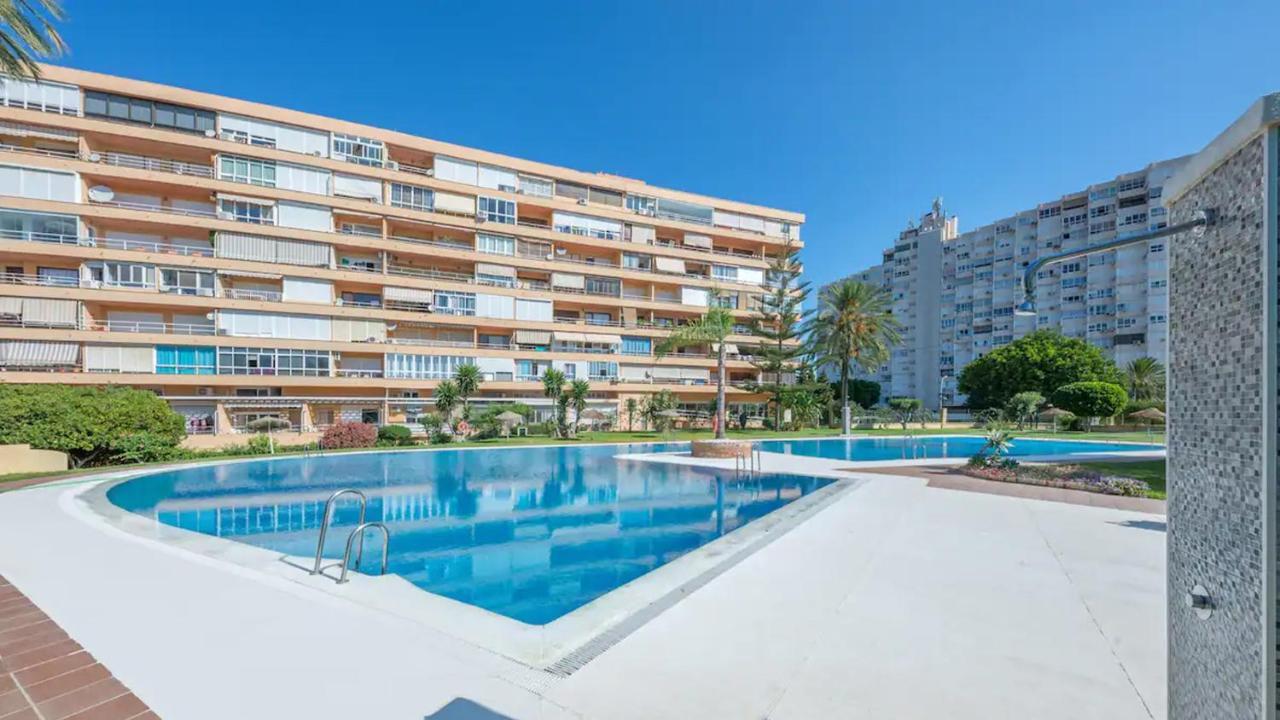 Apartamento La Torre 1337 Precioso, Moderno Y Con Piscina Torremolinos Exterior photo
